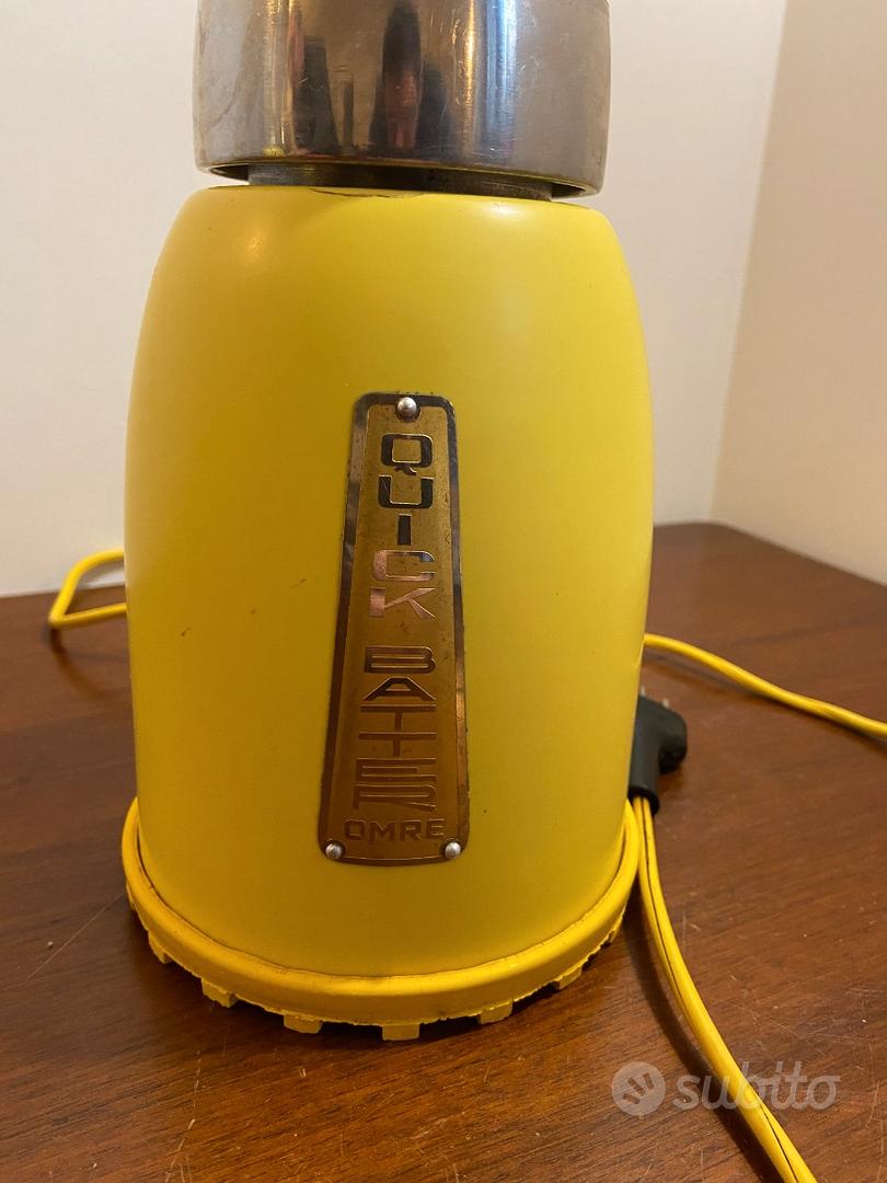 Vintage Omre Quick Batter Red Yellow Mixer Blender Frullatore