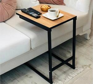 Tavolini in ferro e legno per interni