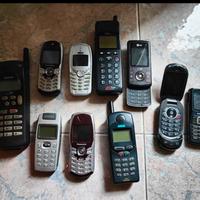 telefonini cellulari vintage anni 90 / 2000