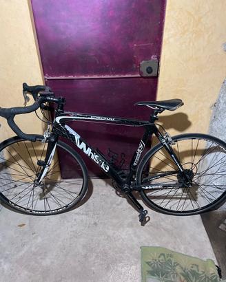 Bici da strada Whistle in carbonio