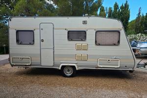 roulotte sterckeman 530