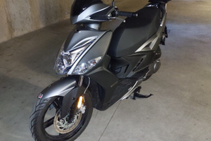 Scooter Kimco 200i Agility abs