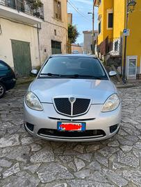  lancia y 1.2 con 110000 km