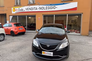 Lancia Ypsilon 1.3 MJT 95 CV 5Porte Gold E6