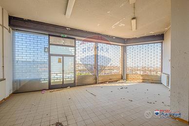 Locale Commerciale - Paternò