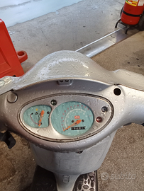 Aprilia scarabeo cc100