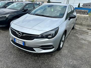 Opel Astra Elegance km. 68000 motore rotto