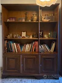 Libreria classica in legno