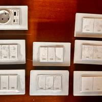 Prese elettriche interruttori usb vetro temperato