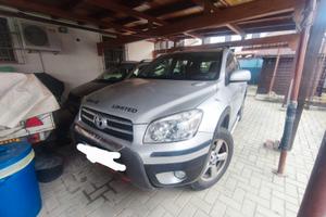 Rav 4 sol del 2006 impianto metano