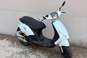 🏁 Piaggio Zip 50 2T – Meccanica e Estetica ok!