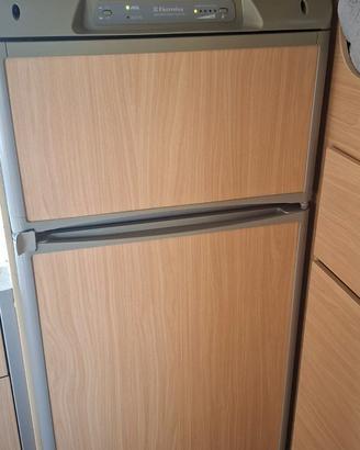 Frigorifero trivalente 150 litri