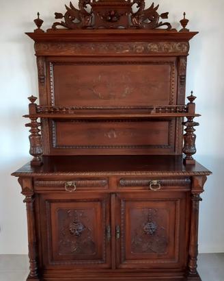 Credenza di fine 800