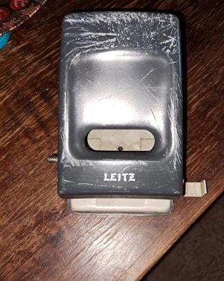 perforatore da tavolo