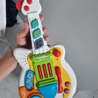 Chitarra giocattolo