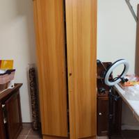 ARMADIO E LIBRERIA BUONE CONDIZIONI!