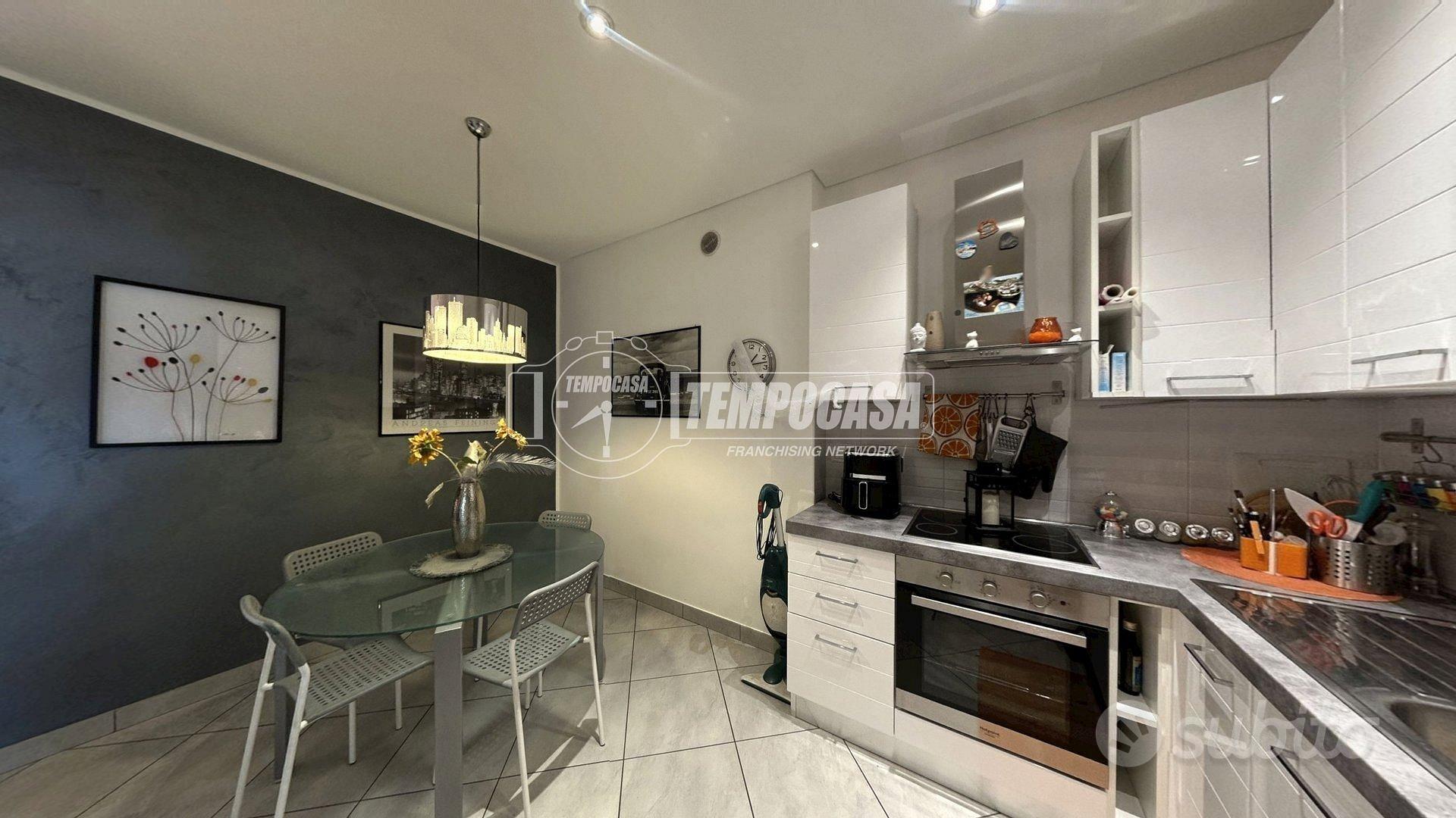 Apartment in Torino, Madonna di Campagna, Circoscrizione 5 - Altro