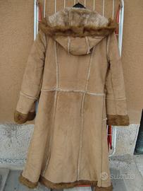 GIACCONE CON CAPPUCCIO ECO PELLE