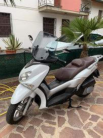 Yamaha x-city 250