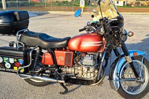 Moto Guzzi V7  850  GT.