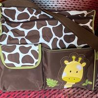 Borsa fasciatoio + astuccio e 4 posate prime pappe