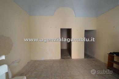 Casa singola da ristrutturare