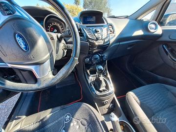 Titolo SuggeritoFord Fiesta 1.4 GPL 5p. Titanium 