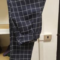tris di pantaloni 