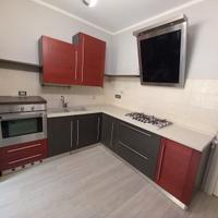 Cucina Astra modello Dada ante legno laccato