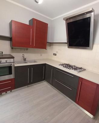 Cucina Astra modello Dada ante legno laccato