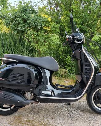 Vespa GTS 300 Hpe