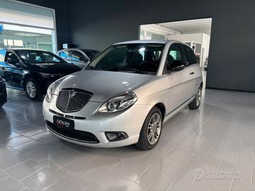 Lancia Ypsilon 1.2 69 CV Unyca