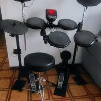 Batteria Alessi DM 6 .