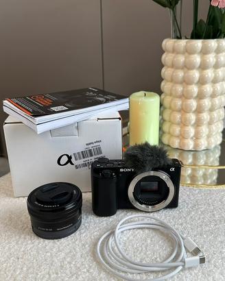 Sony ZVE10 + obiettivo 16-50 OSS