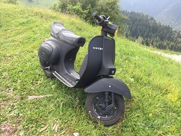 Vespa 50 Special NERO OPACO