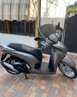 Honda sh 350
