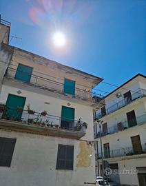 Appartamento trilocale in centro ad aversa