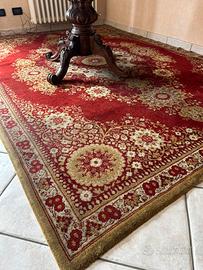 Grande tappeto vintage
