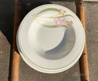 Piatti fondi e piatti piani