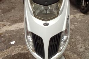 Kymco Dink 200i