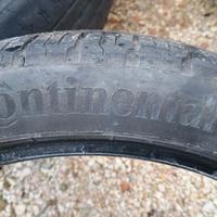 2 gomme Continental 225/40/18  più una 