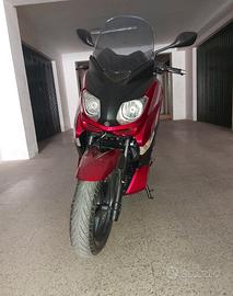 Yamaha X-Max 125