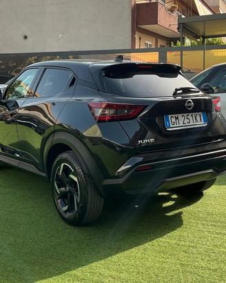 Nissan Juke 1.0 DIG-T 114 CV N-Connecta