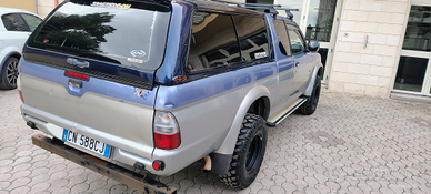 Mitsubishi l 200