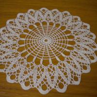 CENTRI REALIZZATI A MANO. MOTIVO E DIMENSIONI VARI