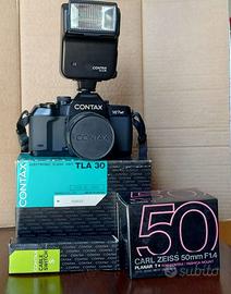 Fotocamera reflex motorizzata Contax 167MT