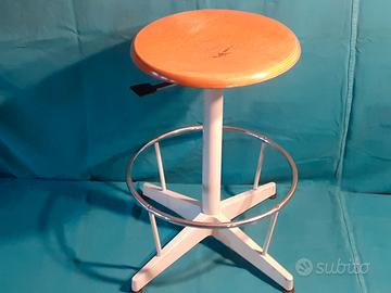 Raro sgabello marca Neolt anni 70