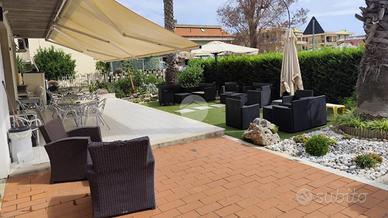 MULTILOCALE A GROTTAMMARE