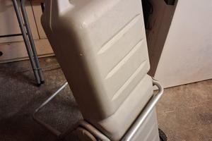 Serbatoio carrellato camper Sealand SaniTank 40 l