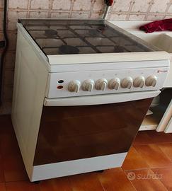 cucina a gas con forno